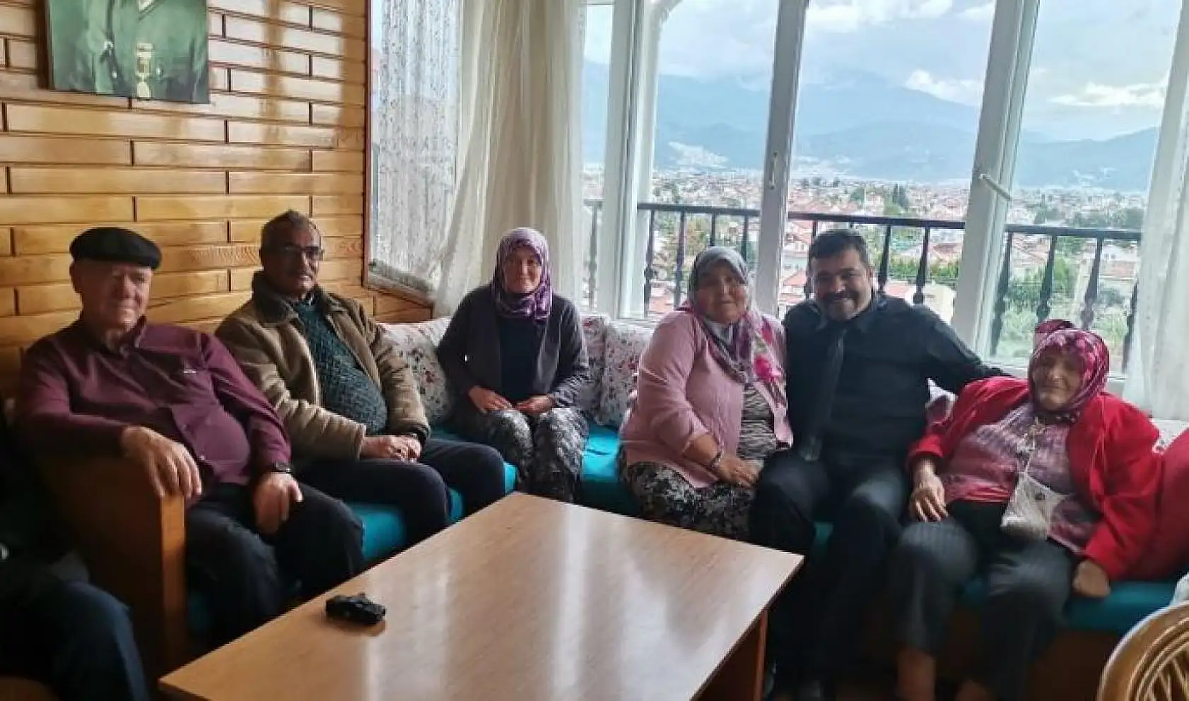 Fethiye Huzurevi sakinleri yılbaşını erken kutladı