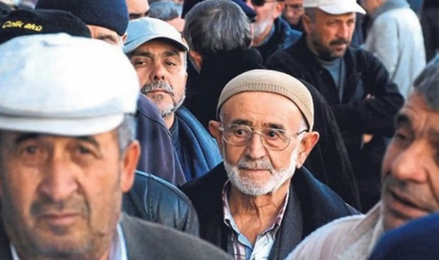 Bakan sinyal verdi, 1 milyon emekliyi ilgilendiren yeni düzenleme