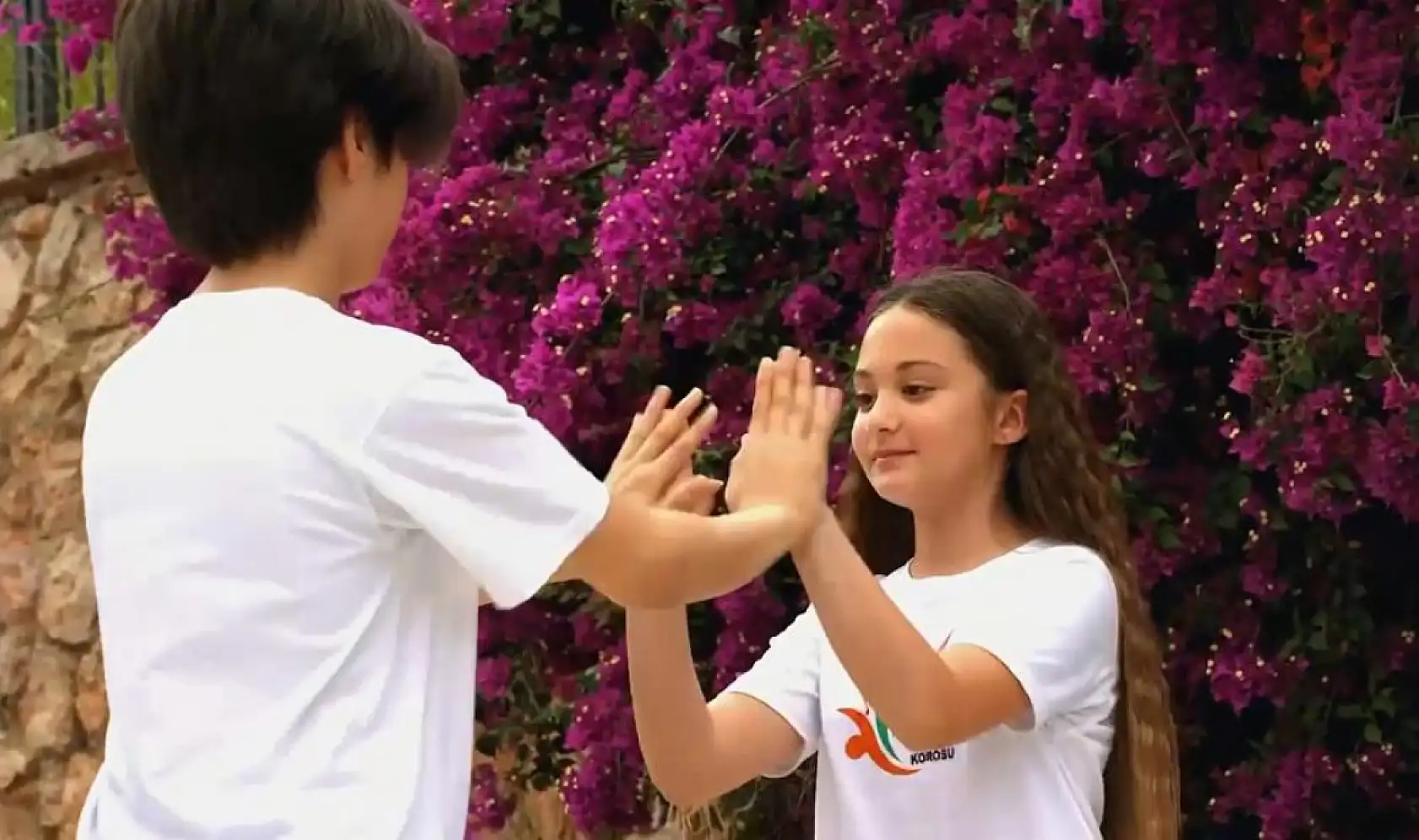 Bodrumlu çocuklardan anlamlı mesaj: Bırak tableti telefonu, hayatı kaçırma