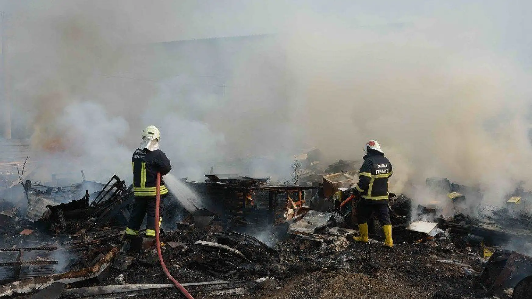 Ortaca'da depo yangını