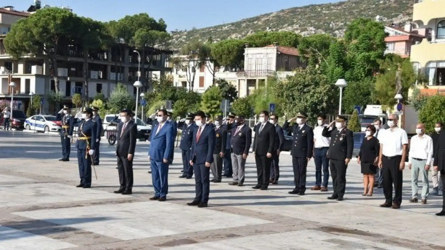 30 Ağustos Zafer Bayramı'nın 98'inci yıldönümü dolayısıyla Milas'ta resmi tören düzenlendi.