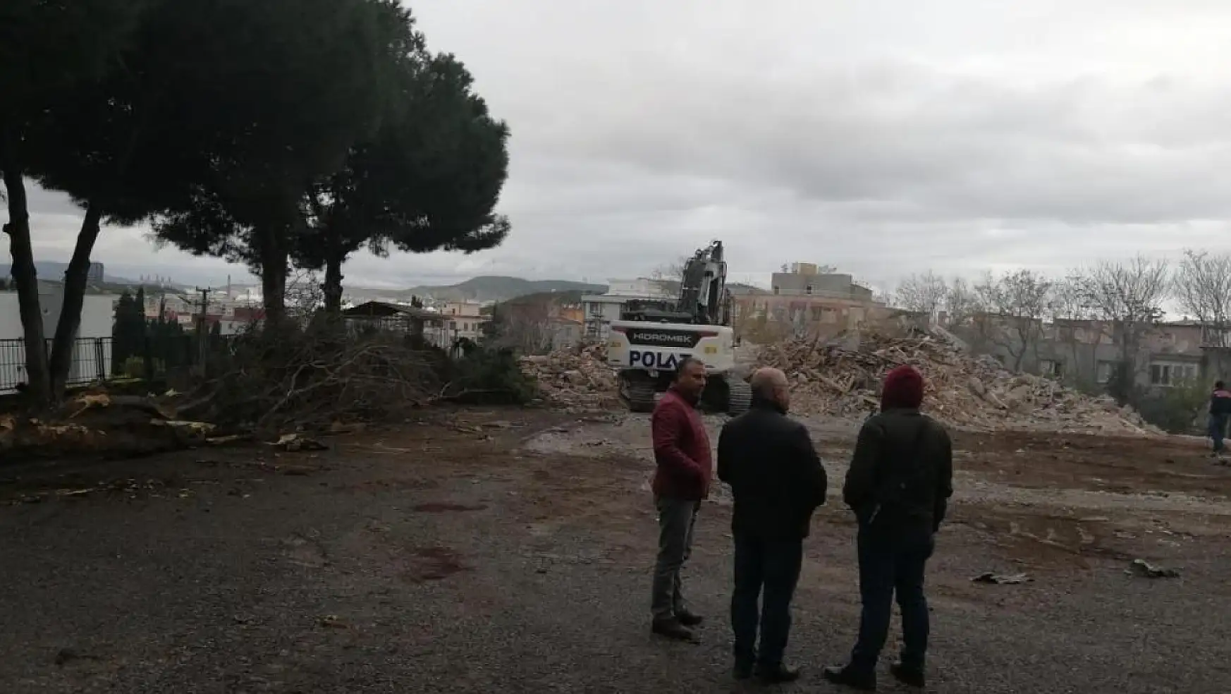55 yıllık Namık Kemal İlkokulu yıkıldı