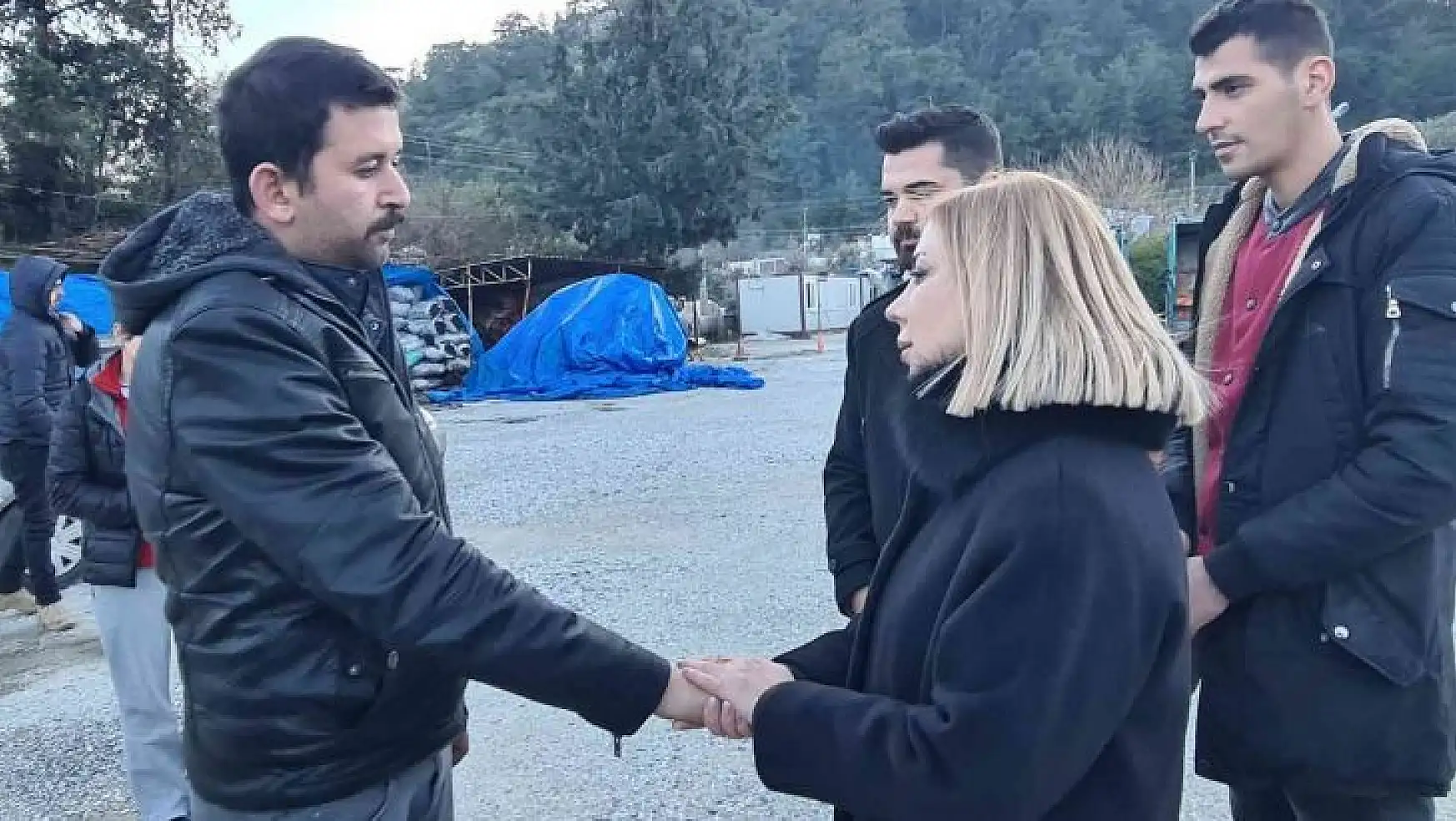 AK Parti Milletvekili Yelda Erol Gökcan, Marmaris'te acılı aile ile görüştü