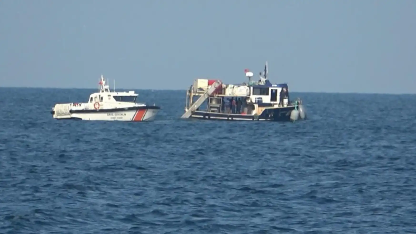 Batan geminin kayıp 4 mürettebatının deniz yüzeyinde ceset bulundu