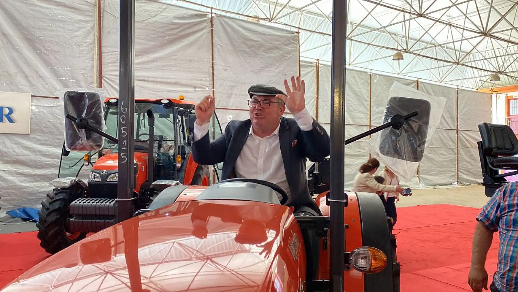 Demir: 'Çiftçiye ÖTV'siz Traktör Verilecek'