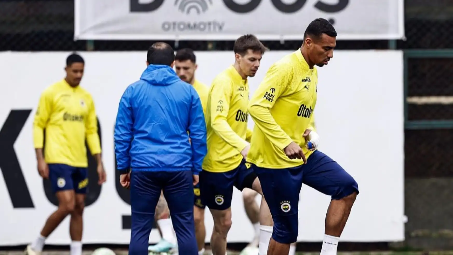 Fenerbahçe'de Union Saint-Gilloise maçı hazırlıkları başladı