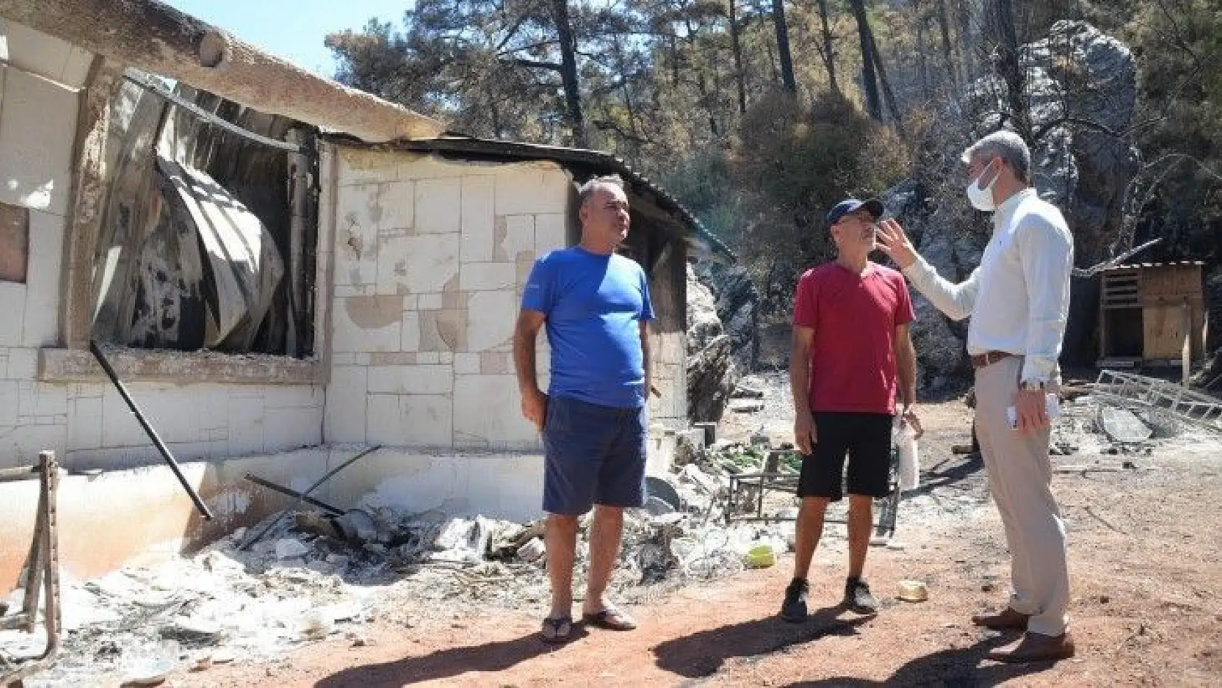 Marmaris Belediyesi, yangında zarar gören köylüleri unutmadı