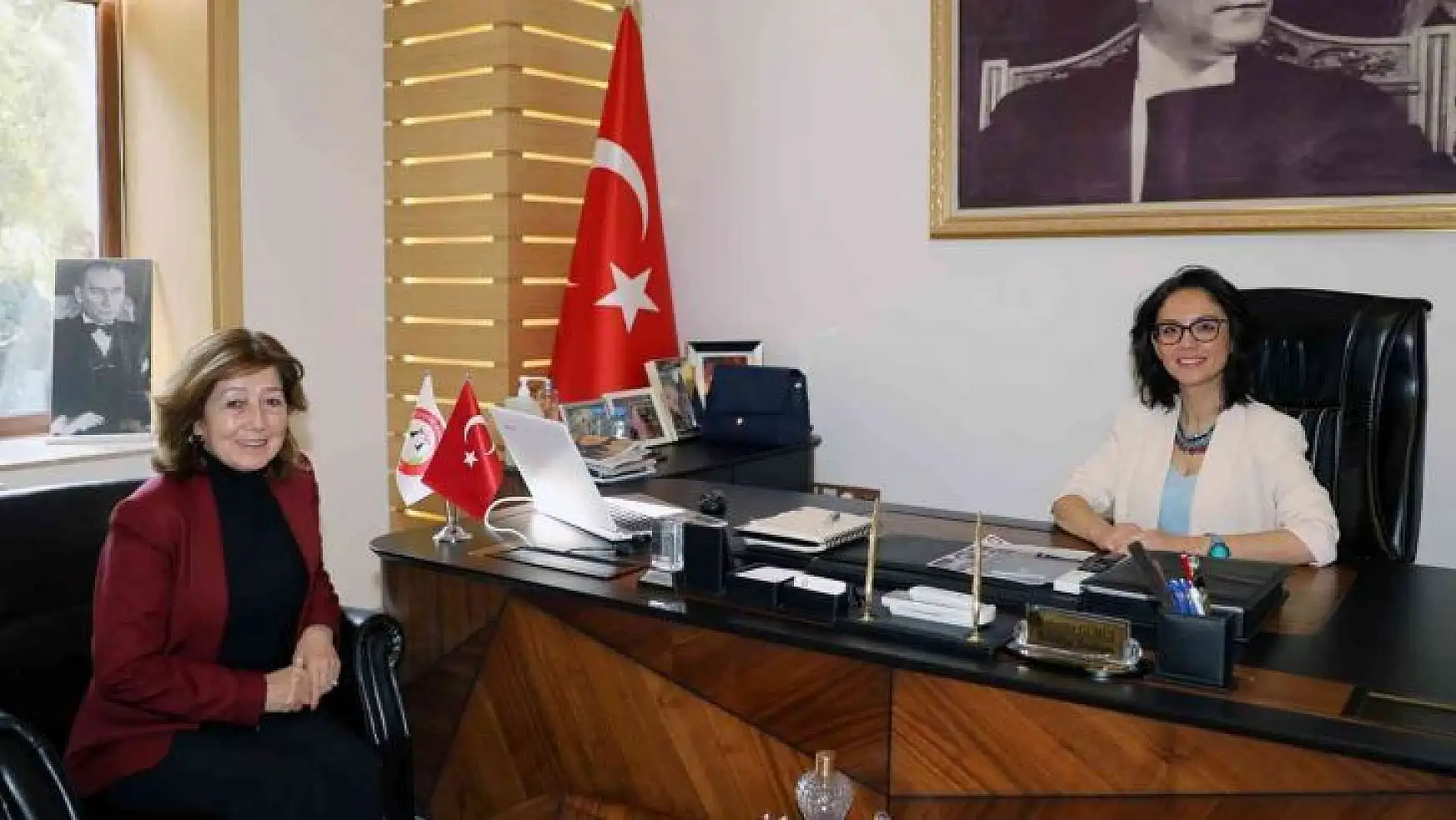 Menteşe'de Başkanlık koltuğu kadın meclis üyesine emanet