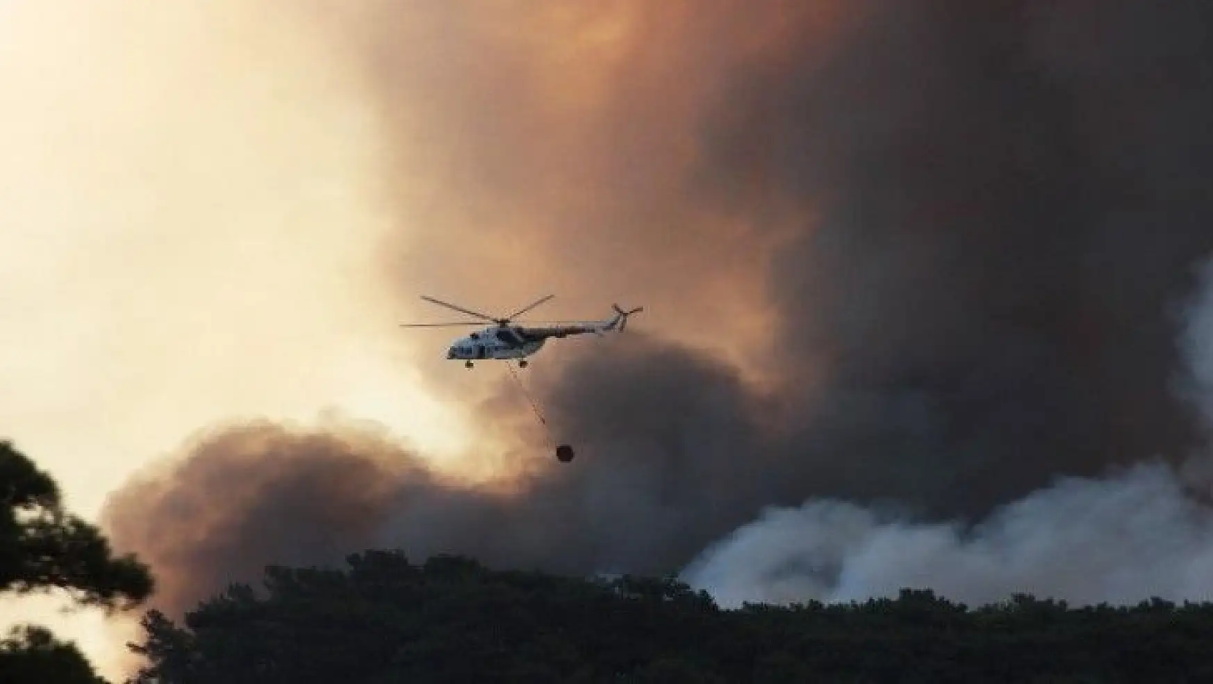 Tarım ve Orman Bakanı Pakdemirli: '107 tane orman yangını çıktı, bunların 98 tanesi kontrol altına alındı