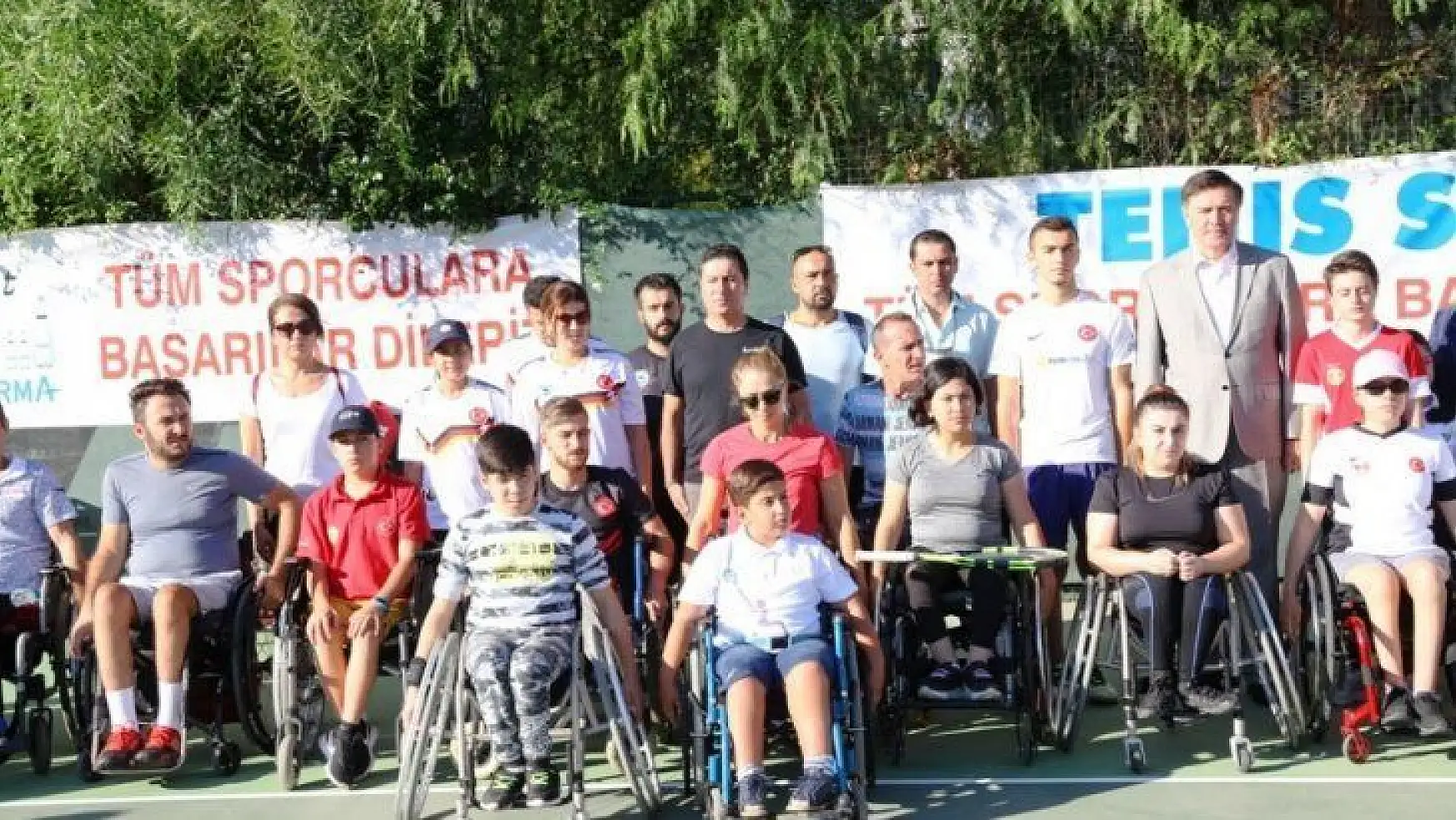 Tekerlekli sandalye tenis Türkiye şampiyonası Bodrum'da başladı