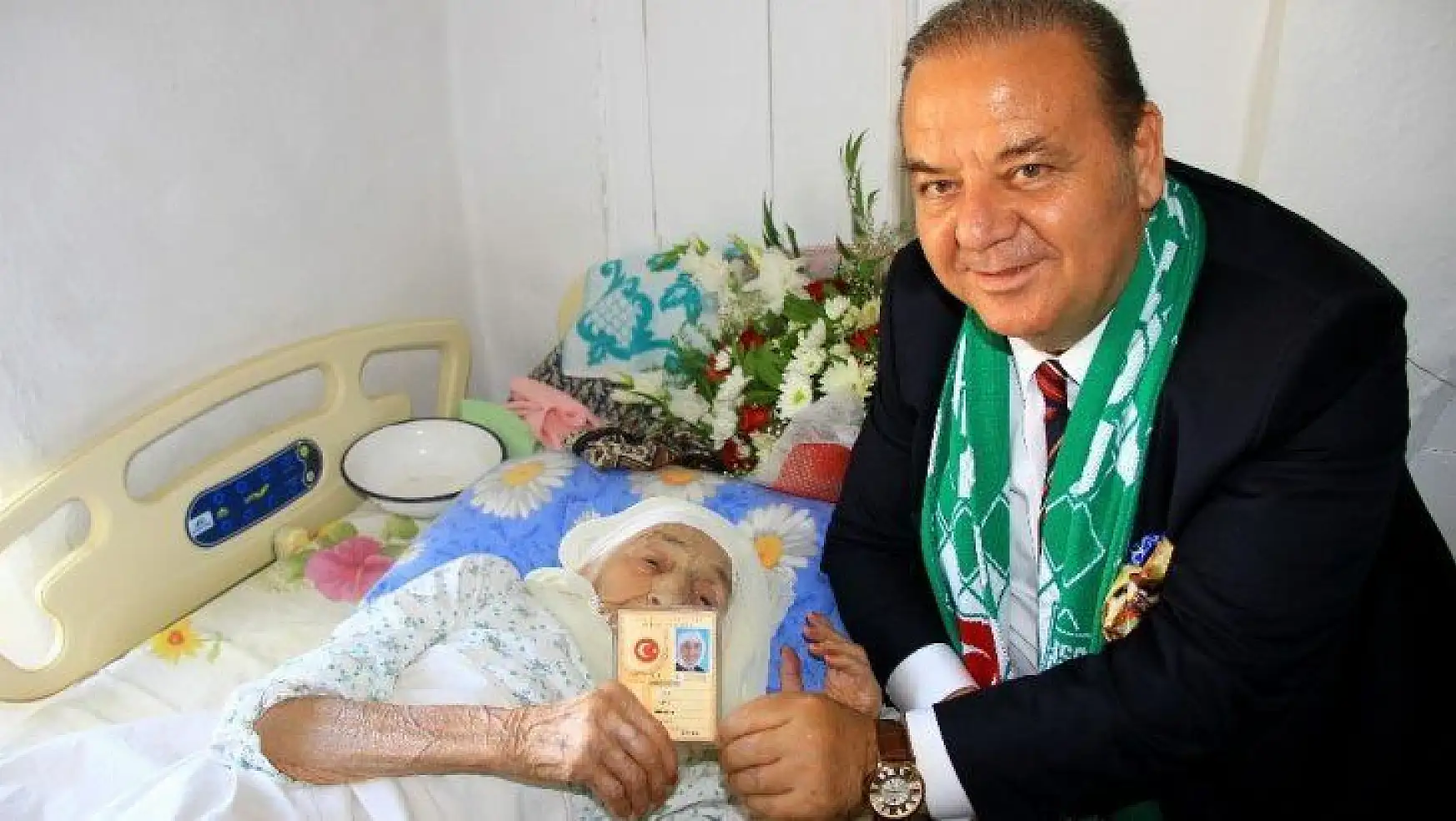 Türkiye'nin en yaşlı insanı öldü