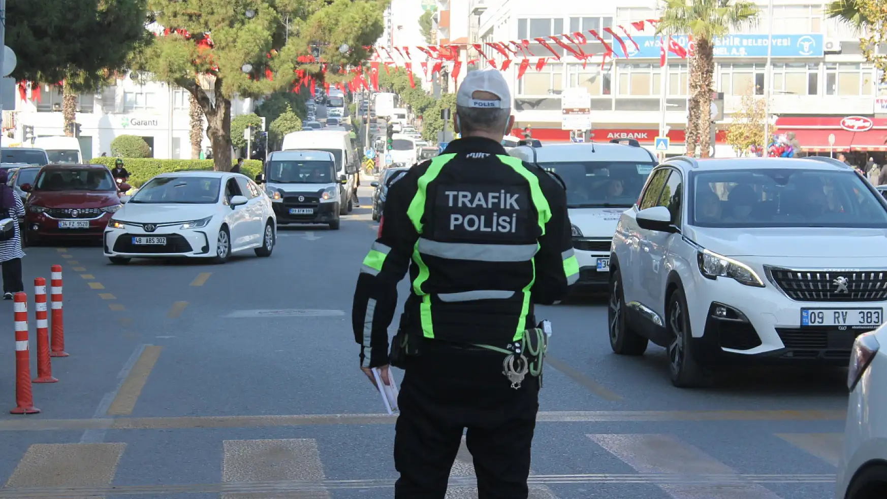 Yılbaşında 106 trafik polisi görev yapacak