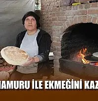 Elinin hamuru ile ekmeğini kazanıyor