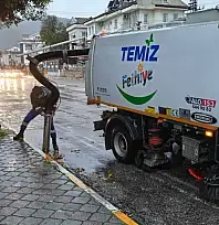 Fethiye Belediyesi'nden yağmur ve fırtınaya karşı 7/24 teyakkuz