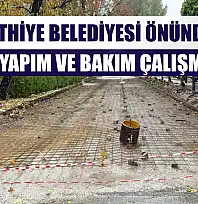 Fethiye Belediyesi önünde yol yapım ve bakım çalışması