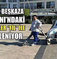 Fethiye Beşkaza Meydanı'ndaki izmaritler 'Fil' ile temizleniyor