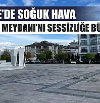 Fethiye'de soğuk hava Beşkaza Meydanı'nı sessizliğe bürüdü