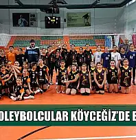 Minik voleybolcular Köyceğiz'de buluştu