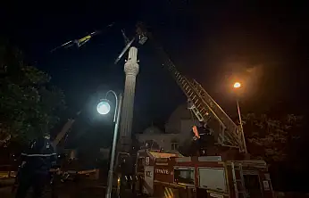 Marmaris'te fırtınada zarar gören minarede çalışma başlatıldı