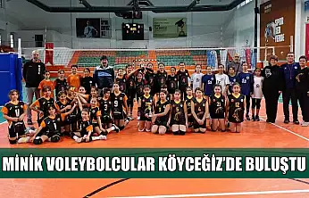Minik voleybolcular Köyceğiz'de buluştu