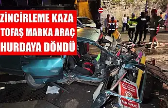 Zincirleme kaza: Tofaş marka araç hurdaya döndü