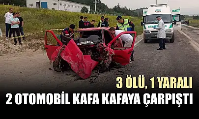 2 otomobil kafa kafaya çarpıştı: 3 ölü, 1 yaralı