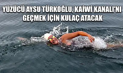 Yüzücü Aysu Türkoğlu, Kaiwi Kanalı'nı geçmek için kulaç atacak
