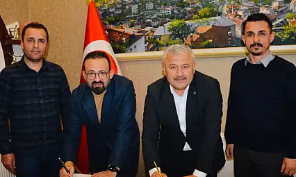 Kavaklıdere Belediyesi'nde kadrolu işçilere zam yapıldı