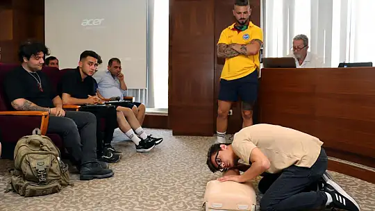 Cankurtaran Eğitimine Katılan 12 Kişi Belge Aldı