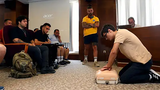 Cankurtaran Eğitimine Katılan 12 Kişi Belge Aldı