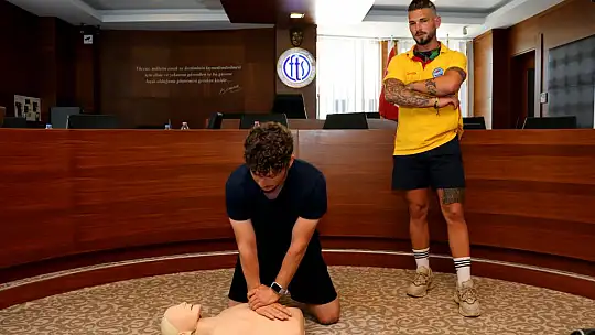 Cankurtaran Eğitimine Katılan 12 Kişi Belge Aldı