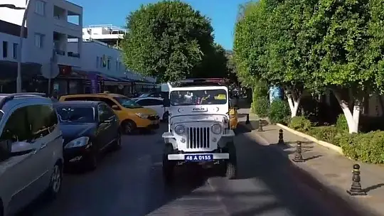 O ARTIK 'TURİZM POLİSİ ARACI'