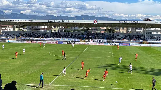 ŞİMŞEKLER 1 PUANA RAZI OLDU