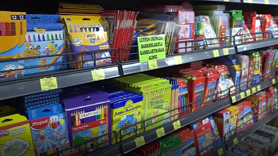 Kırtasiye sektörü okullara hazır