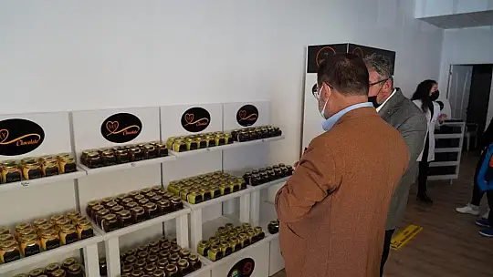 Başkan Tokat'tan Çikolata Müzesi'ne ziyaret