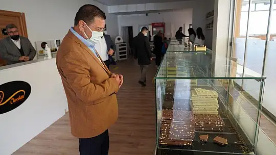 Başkan Tokat'tan Çikolata Müzesi'ne ziyaret