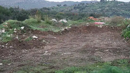 17 kamyon hafriyat ve çöp toplandı