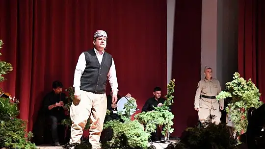 Destansı türküler okundu