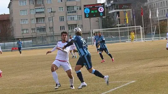 Lider Fethiye seriyi bozdu