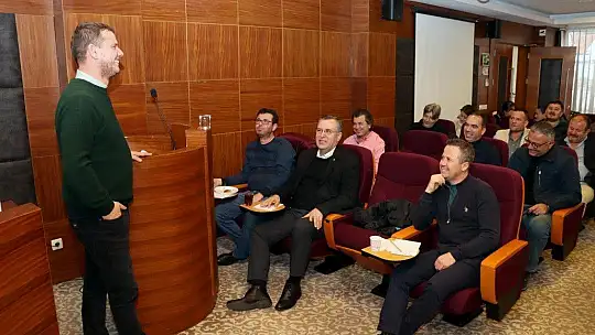 FTSO'da 'Takım Olmak' semineri düzenlendi
