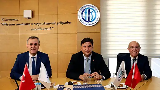 BAŞKAN KARACA FTSO'YU ZİYARET EDEREK BAŞKAN ÇIRALI VE YENİ FTSO YÖNETİMİNİ TEBRİK ETTİ