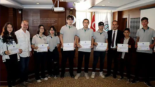 FTSO'da 63 Öğrenciye Afet Gönüllüsü Eğitimi Verildi