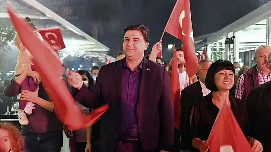 Cumhuriyet Yürüyüşüne yoğun katılım