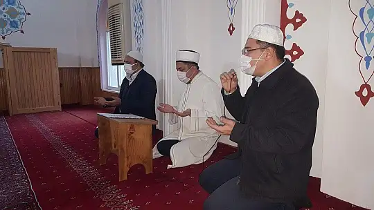 Sabah namazı buluşmaları devam ediyor