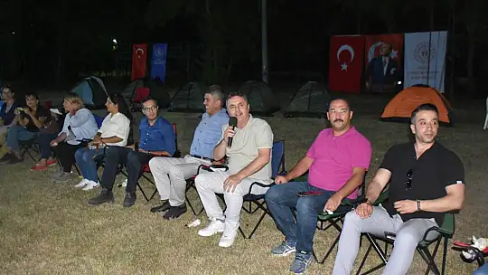 Gençler Çadır Kampında Doyasıya Eğlendiler