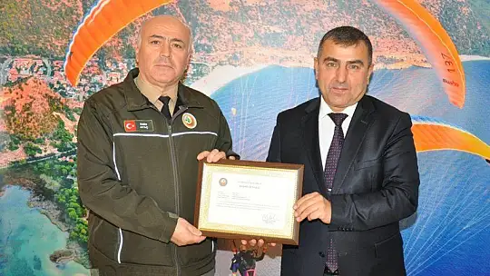 Fethiye'de Kaymakam'dan Başarı Belgesi Yağdı