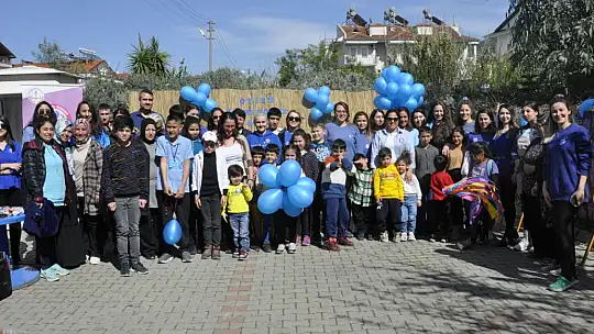 NURSEL ÖZDEMİR EĞİTİM KURUMUNDA 'OTİZM FARKINDALIK GÜNÜ' ETKİNLİĞİ DÜZENLENDİ SALİH DÜNDAR, 'OTİZMİN TEK TEDAVİSİ EĞİTİMDİR'