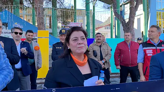 ERKEKLER, KADINLAR İÇİN YÜRÜDÜ