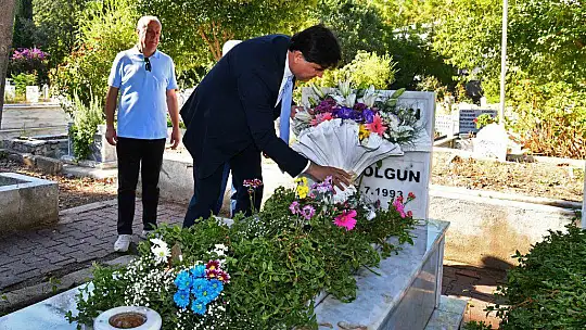 ÖZER OLGUN MEZARI BAŞINDA ANILDI
