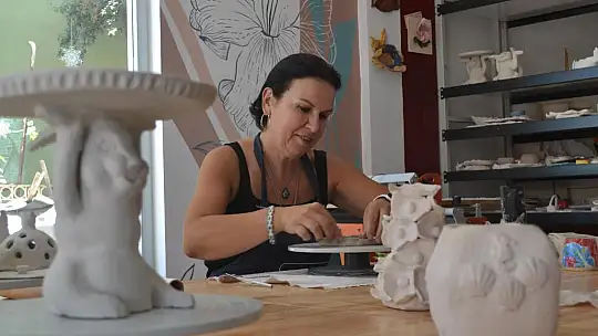 Konakoğlu, 'Fethiye halkını atölyemde çamurla tanışmaya bekliyorum'